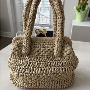 Elegant Woven Shoulder Bag - Natural Tan